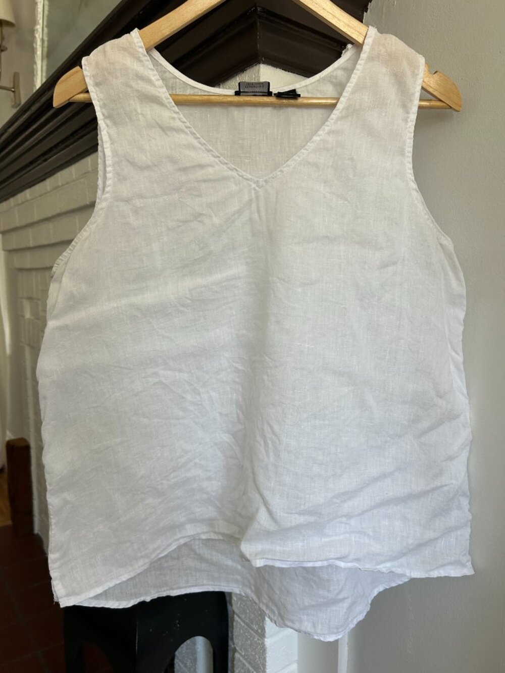 Tahari Linen Sleeveless Blouse 100% Linen Size L